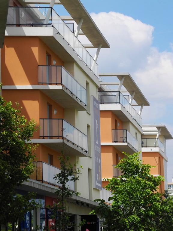 Villa Val Senart 1Ere Avenue Quincy-sous-Senart Bagian luar foto