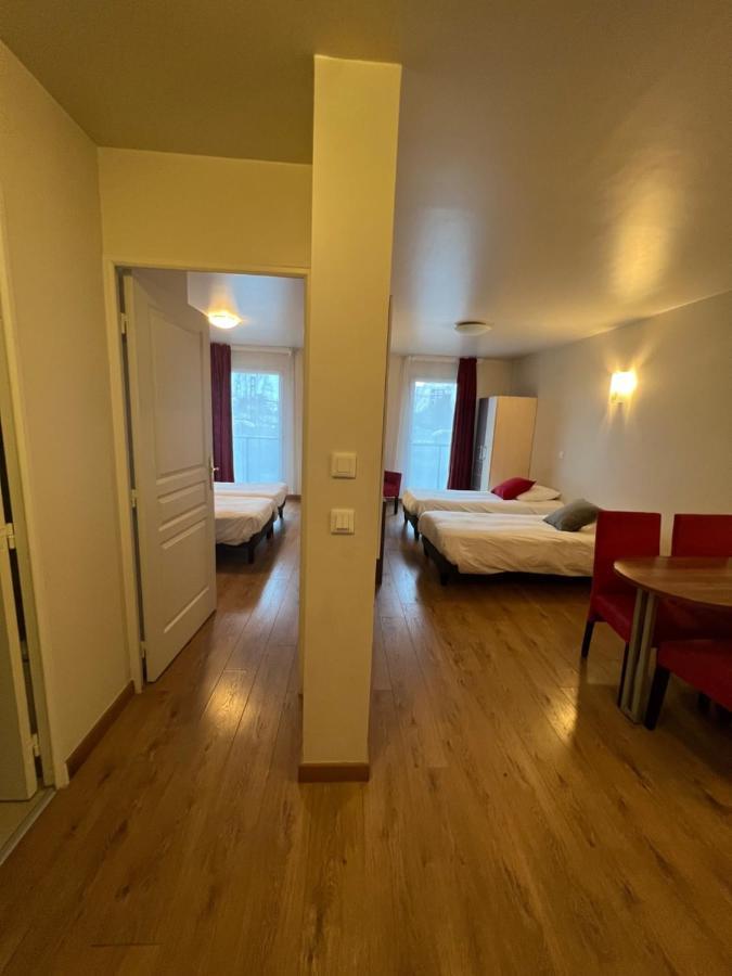 Villa Val Senart 1Ere Avenue Quincy-sous-Senart Bagian luar foto