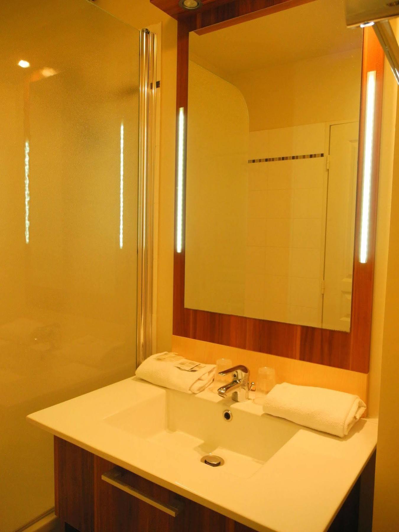 Villa Val Senart 1Ere Avenue Quincy-sous-Senart Bagian luar foto