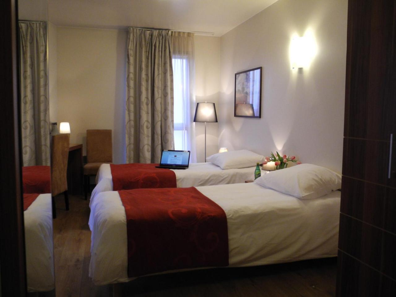Villa Val Senart 1Ere Avenue Quincy-sous-Senart Bagian luar foto